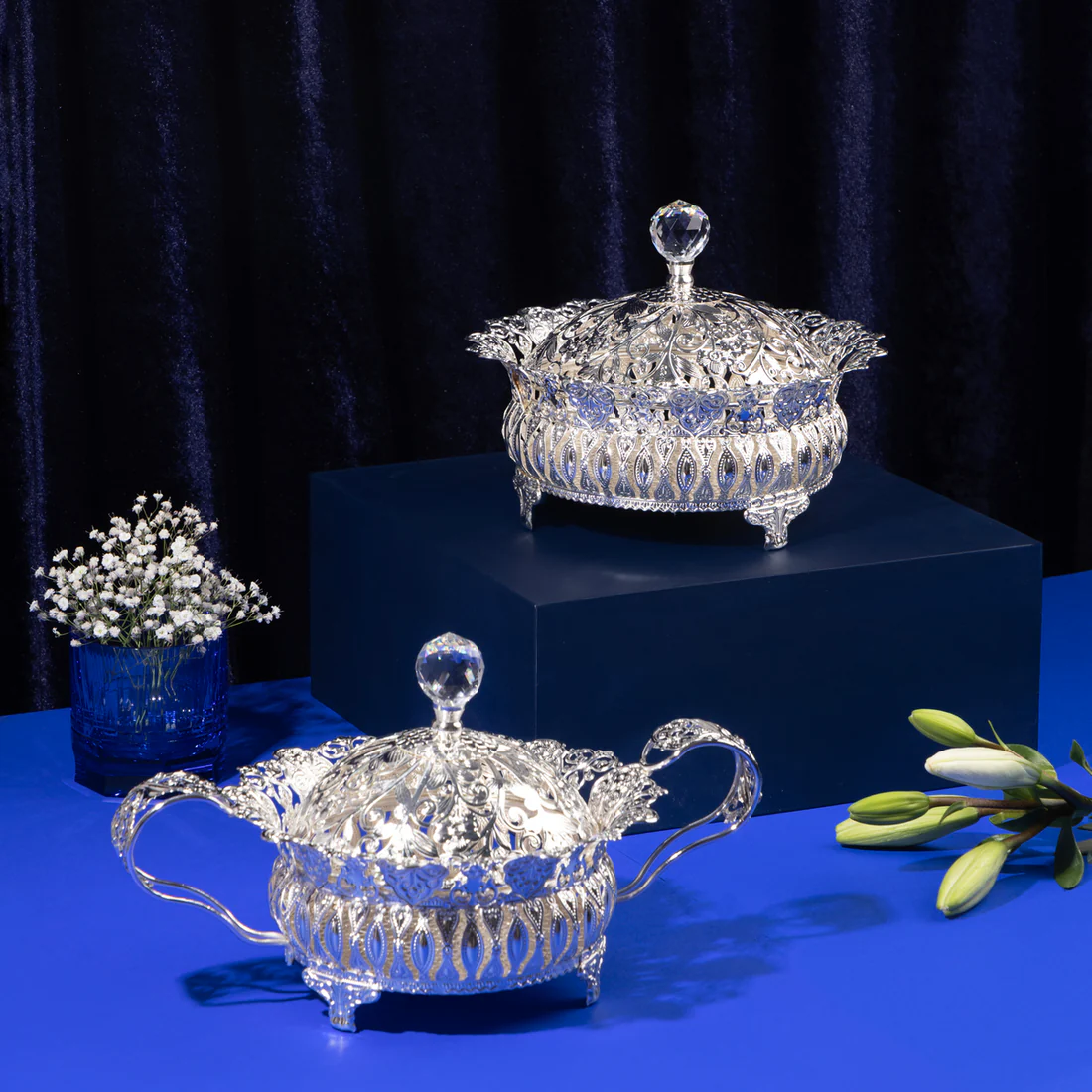 Coverd Bowl with Handle - Image 2